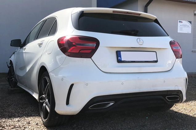 Mercedes-Benz Klasa A cena 21500 przebieg: 31828, rok produkcji 2018 z Kielce małe 121